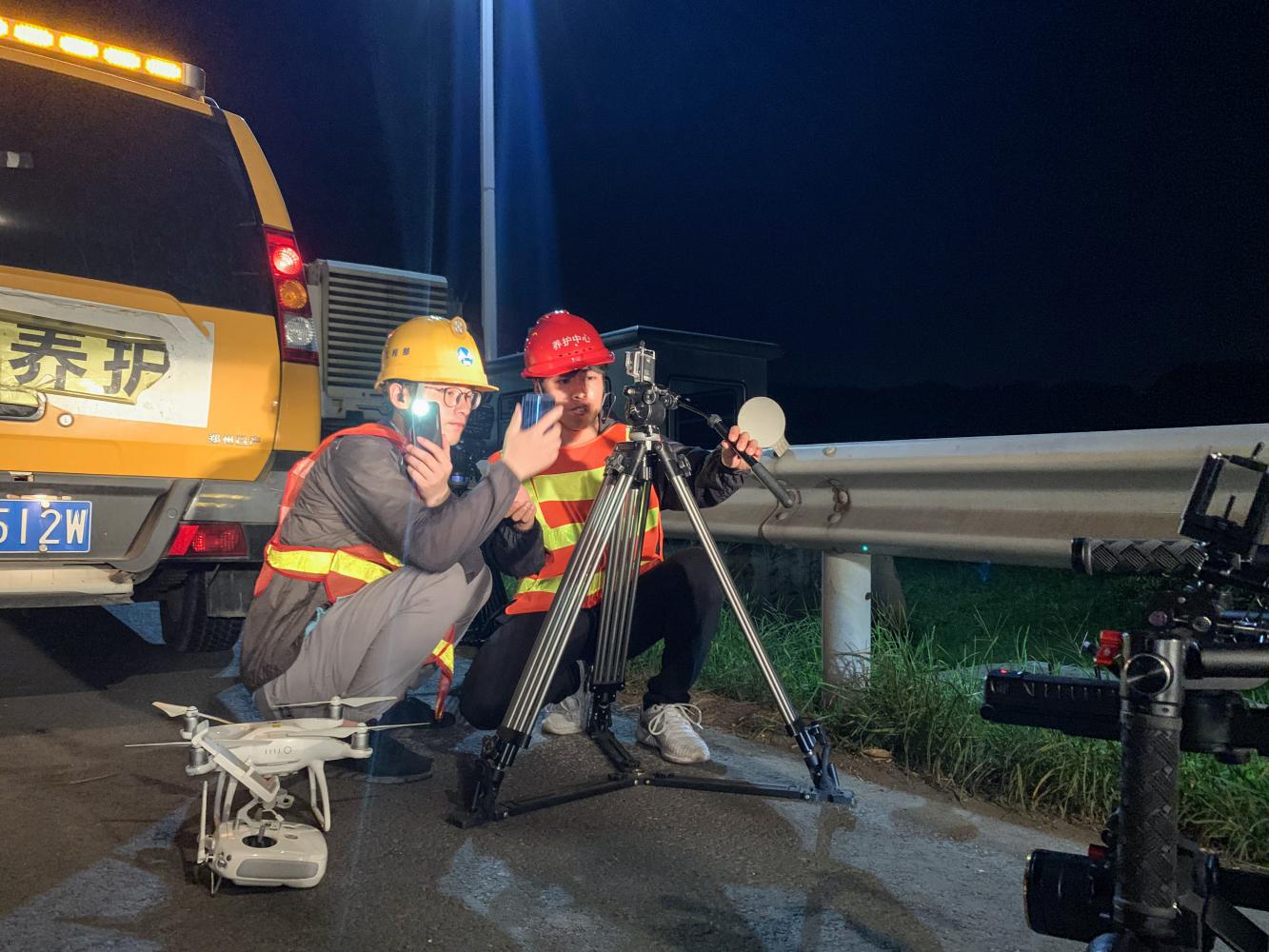 苏通大桥2019年度集约化养护工程