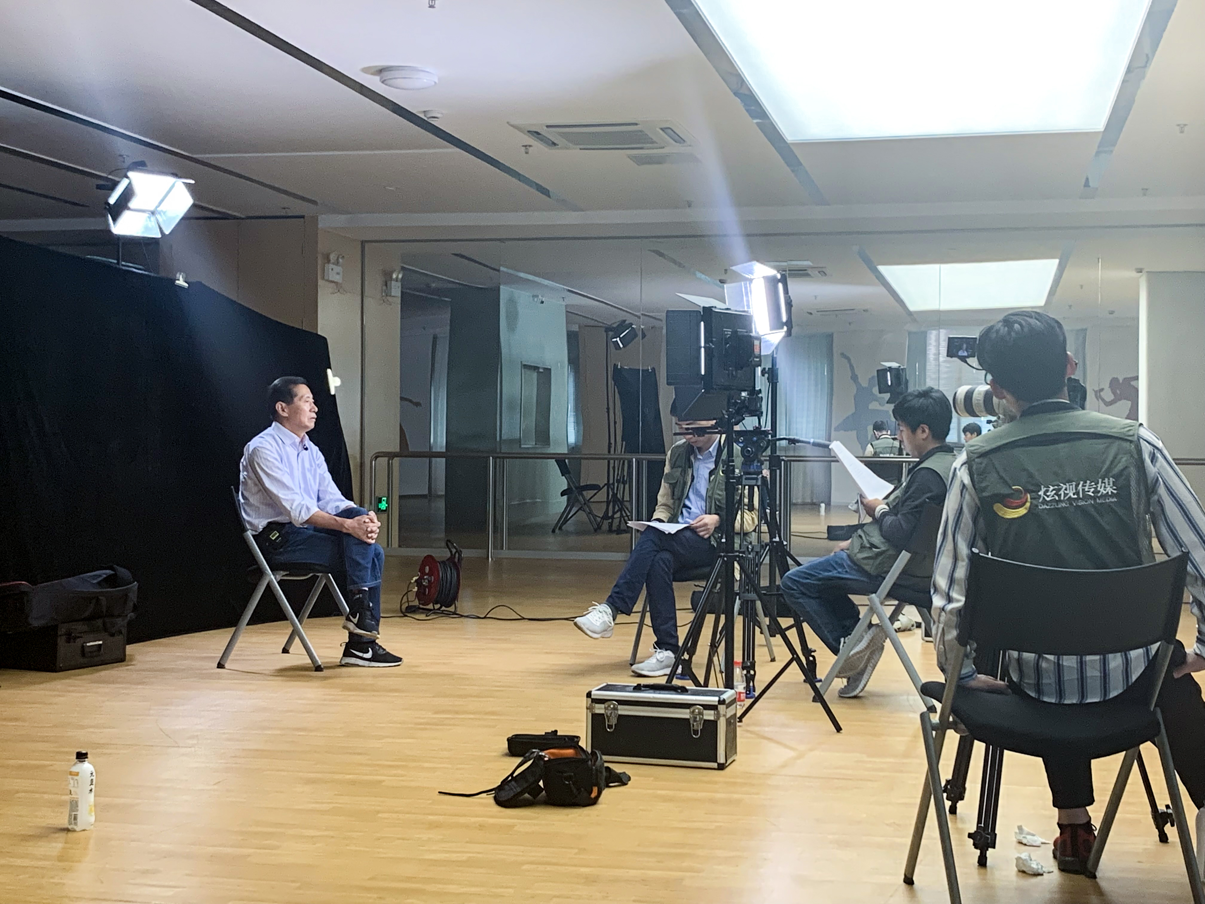 五老心系阳山娃