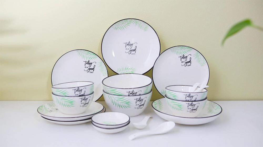 《电商视频》餐具